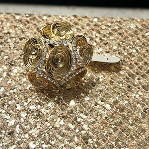 Gold Swirl Ring with Rhinestones